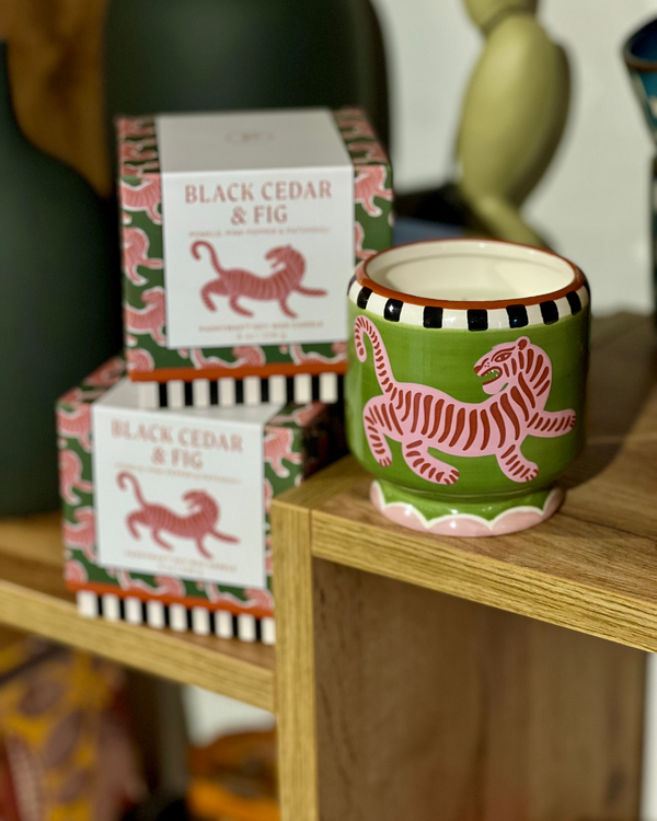 A DOPO CANDELA PROFUMATA IN CERAMICA PATCHOULI, PEPE ROSA E POMELO