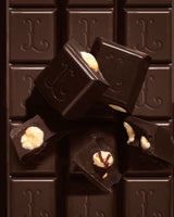 BARRETTA CIOCCOLATO FONDENTE CON NOCCIOLE INTERE